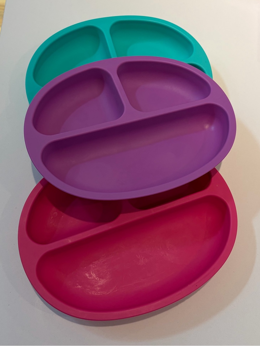 Elk & Friends divided suction plates